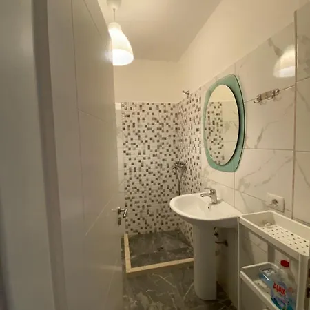 Iris Apartment
